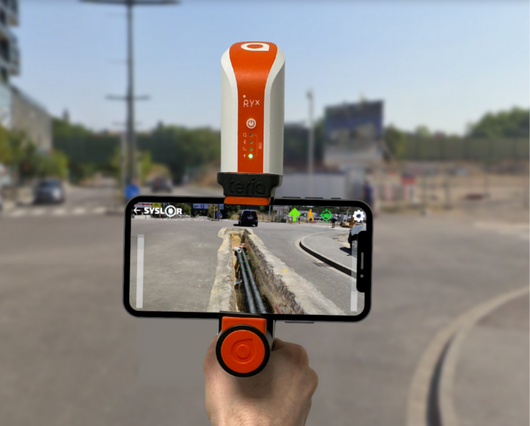 SYSLOR Applications and Teria’s PYX GNSS: Interoperability Combining Precision and Software Simplicity for Safer, Faster Worksites